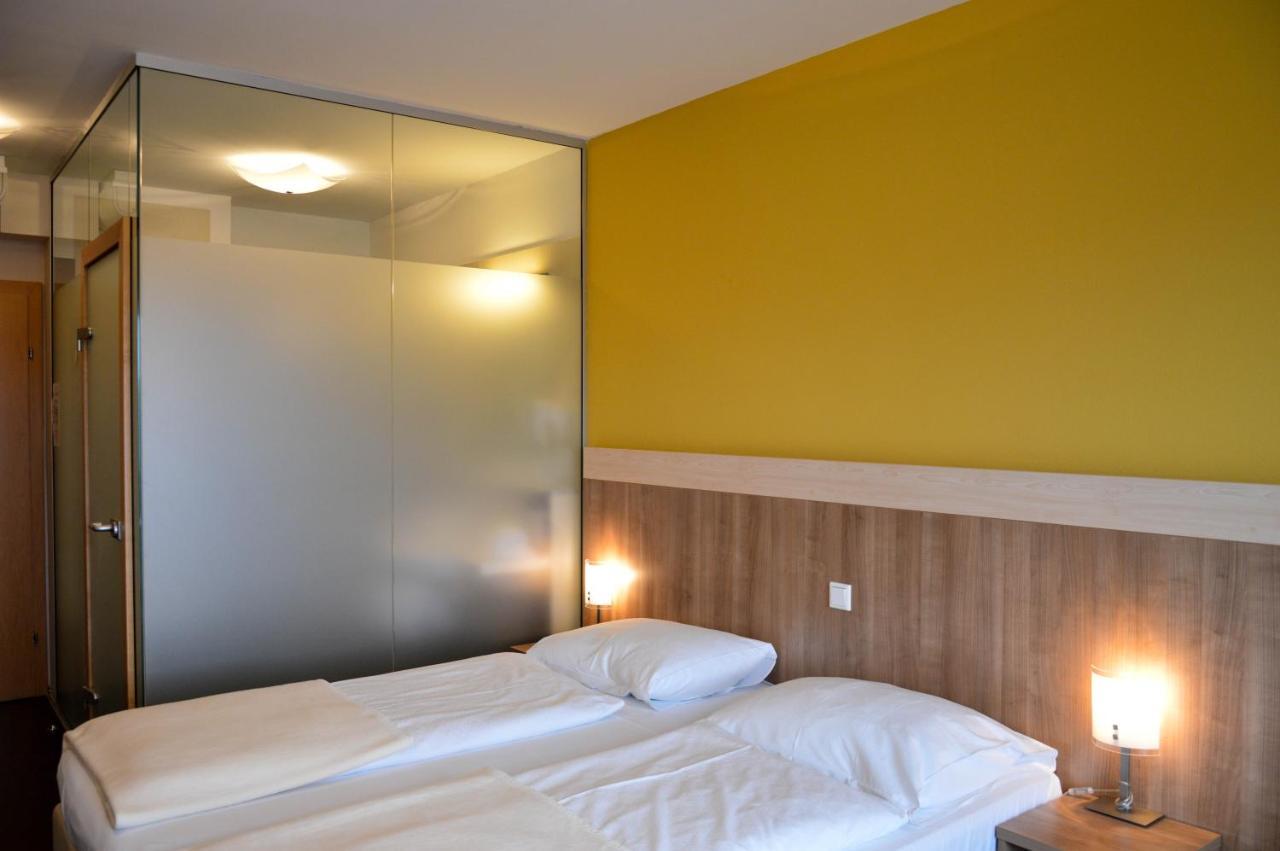 Hotel Roemerhof Tulln An Der Donau Exterior photo